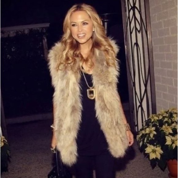 Rachel Zoe Jackets & Blazers - Rachel Zoe Womens Vest Grey  L Faux Fur Long Soft Warm Winter Pockets